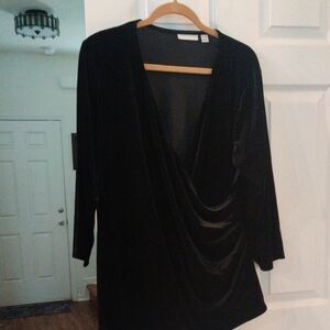 Susan Graver Black Top
